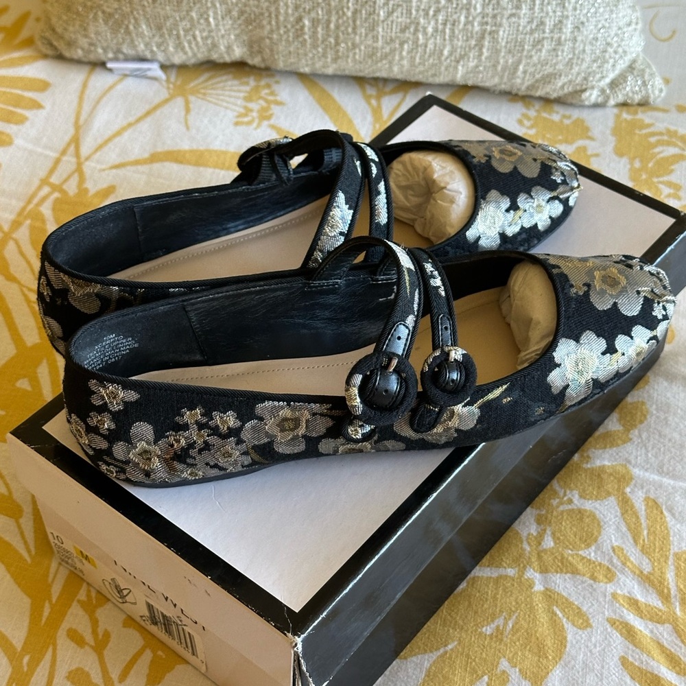 Embroidered Mary Jane Nine West Flats